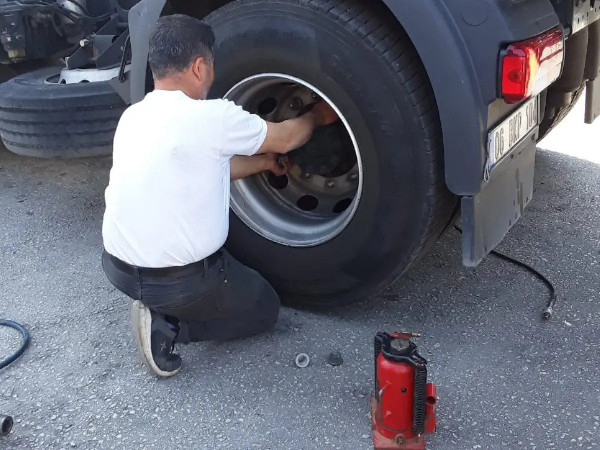 Toroslar Oto Lastikçi